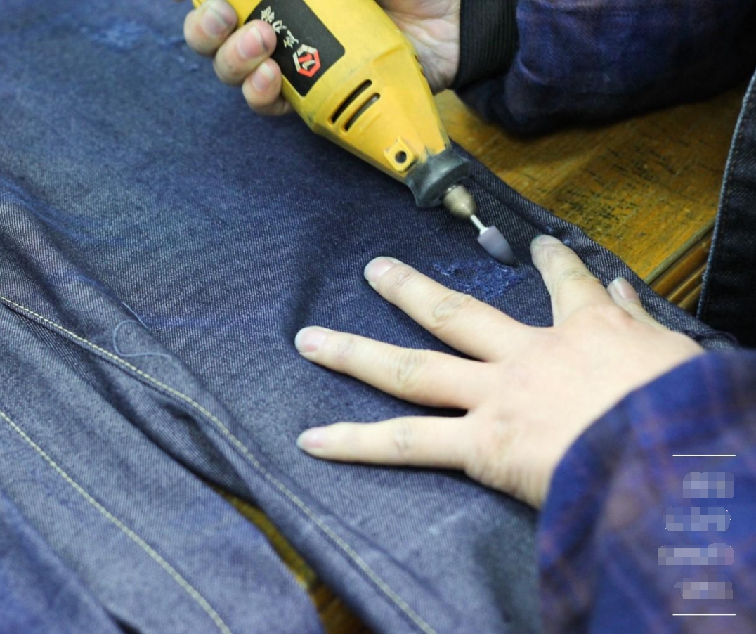 sandpaper for trousers 4.jpg sandpaper for trousers 4.jpg